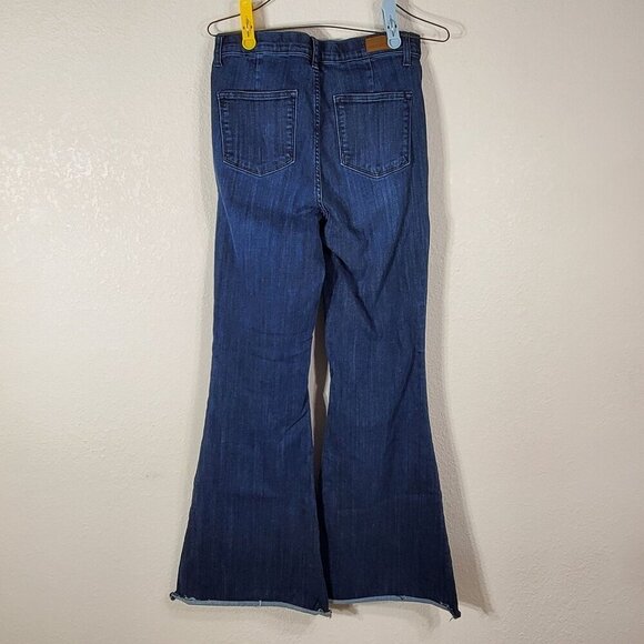 Judy Blue Womens Pull on Super Flare Jeans Size 7/28 Denim Raw Hem JB88136 - Picture 3 of 14